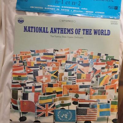 Lot of 8 vinyl lps classical and world music