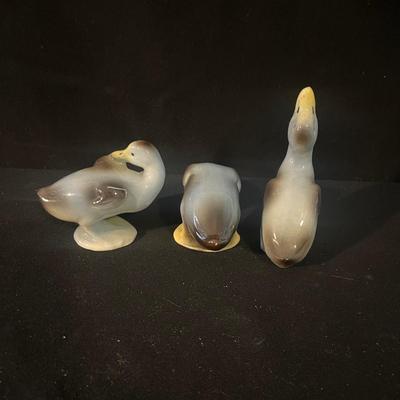 Water Fowl Art Collection Includes Signed Prints & More (LR-MG)