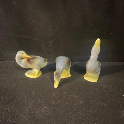 Water Fowl Art Collection Includes Signed Prints & More (LR-MG)