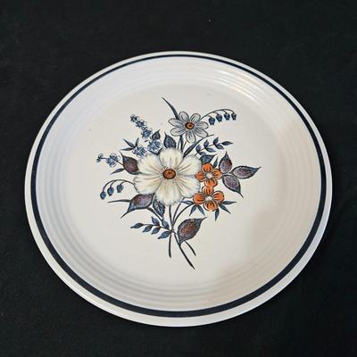 Mountain Wood Stoneware and other Floral Plates (LR-DW)