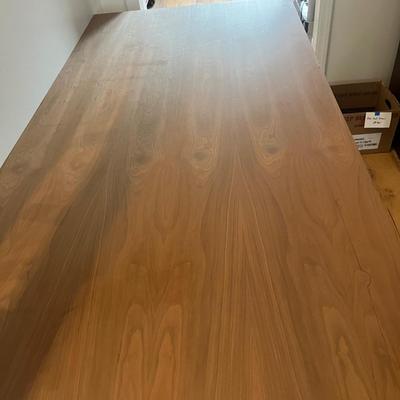 Sturdy Veneered Top Folding Table (LR-MG)