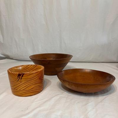 Handmade Wooden Bowls and Serveware (DR-DZ)