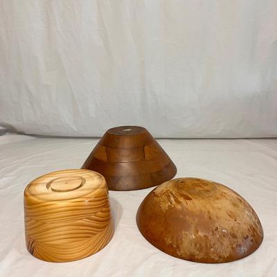 Handmade Wooden Bowls and Serveware (DR-DZ)