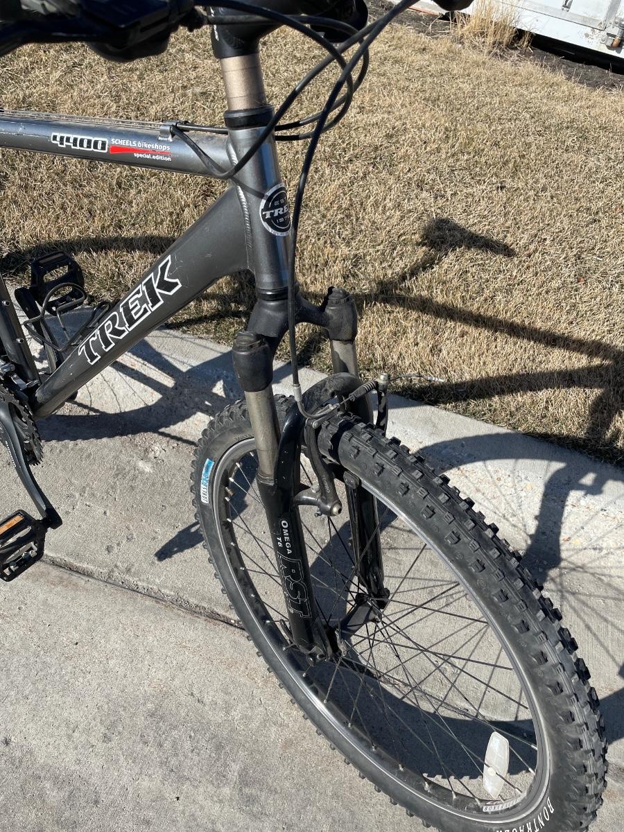 Trek 4400 for sale sale