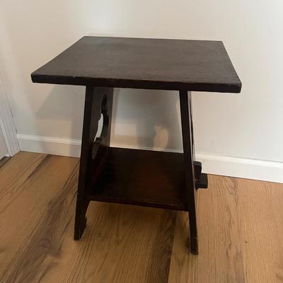 Mission Style Side Table (UC-MG)