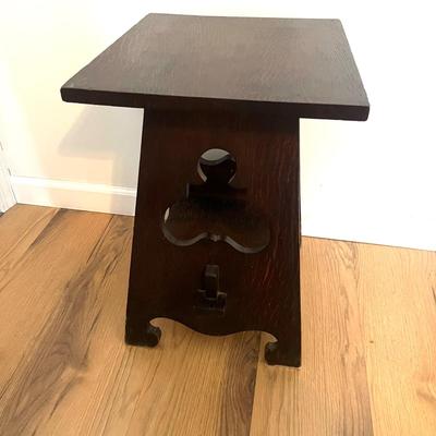 Mission Style Side Table (UC-MG)