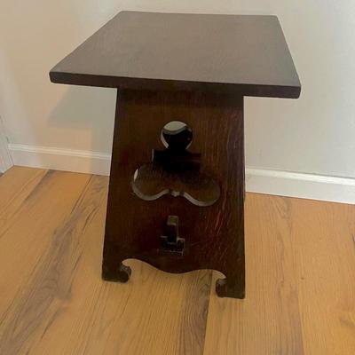Mission Style Side Table (UC-MG)