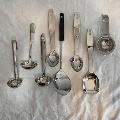 Kitchen Utensils and Tools (DR-DZ)