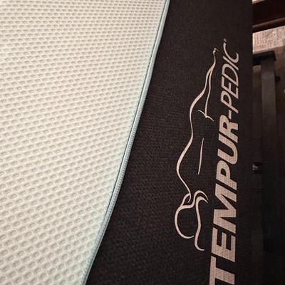 TEMPUR-PEDIC ~ Queen Adjustable Mattress & EASE Platform