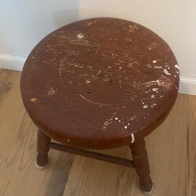 Milking Stool, Chair & Shelf Unit (UC- MG)