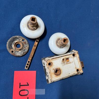 White porcelain door nob