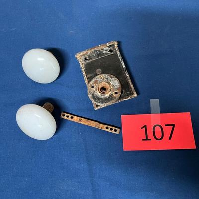 White porcelain door nob