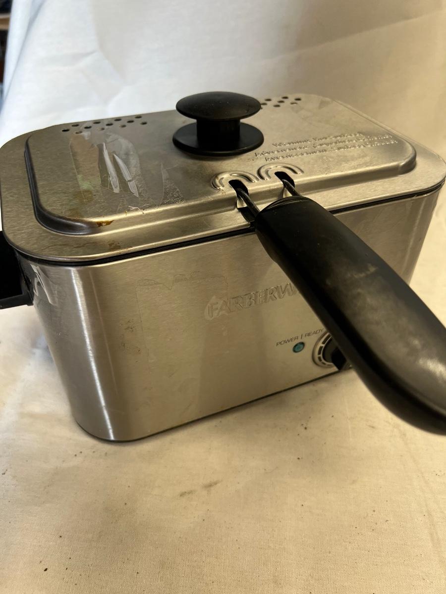Small Farberware deep fryer