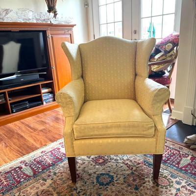 LR008 Vintage Yellow Damask Upholstered Wingback Chair
