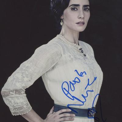 Paola Nunez signed photo