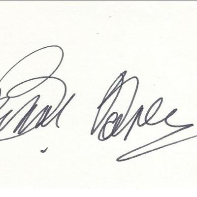 Binnie Barnes original signature 