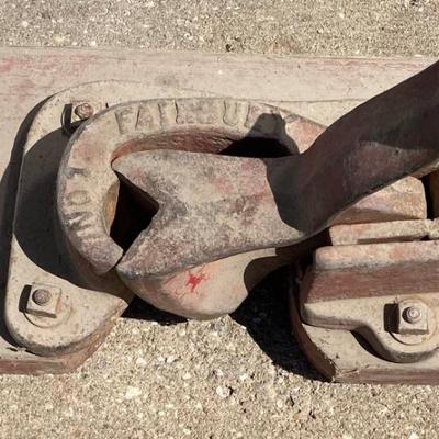 Vintage Well Pipe Puller Lock