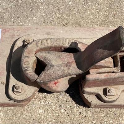Vintage Well Pipe Puller Lock