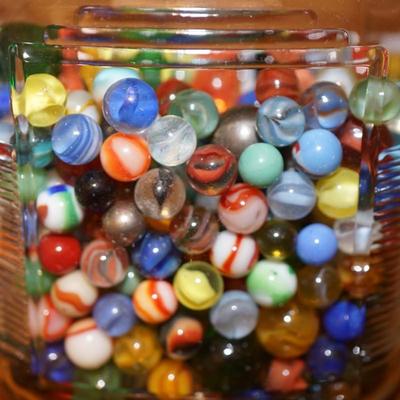 JAR FILLED WITH VINTAGE MARBLES