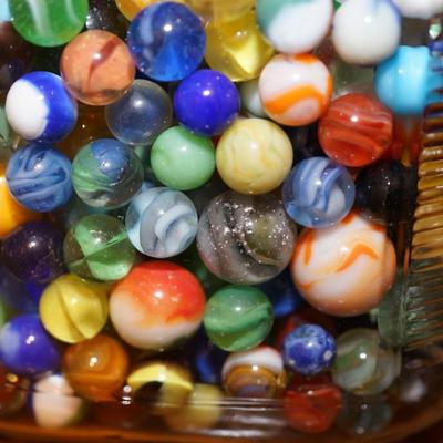 JAR FILLED WITH VINTAGE MARBLES