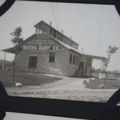 VINTAGE POSTCARD ALBUM OF OVER 300 CARDS. ALL HOLIDAYS/ WISC TOWNS/ DEPOTS /PHOTO CARDS