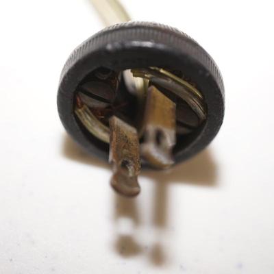 ANTIQUE LADIES DRESSING TABLE CHOCOLATE SLAG GLASS LAMP SWAG METAL ACCENT ON SHADE CHO