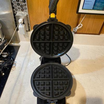 Waffle Iron- Hamilton Beach