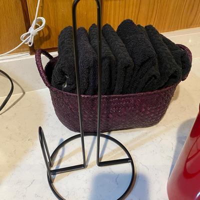 Kitchen Lot- mini trash, towel disp..