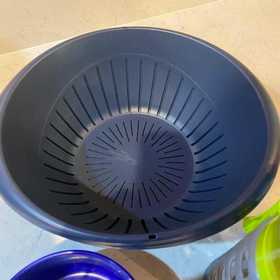 Kitchen Lot- Tupperware New