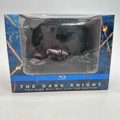 The Dark Knight (Blu-ray Disc, 2008, Gift Box) New & Sealed