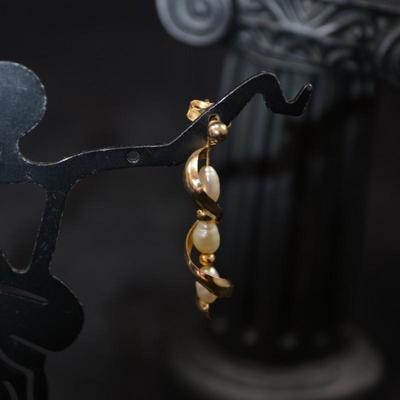 14K Gold Spiral Drop Earrings w/ Pearls 1.5g