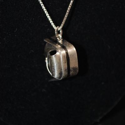 925 Sterling Nurse Pendant with 925 Sterling 18" Box Chain 5.1g