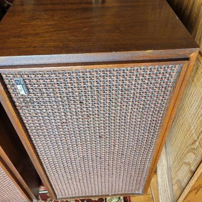 Set of Vintage Fisher XP 9B's great shape