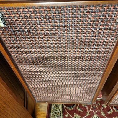 Set of Vintage Fisher XP 9B's great shape
