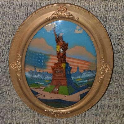 Vintage Gold Tone Frame with Convex Bubble Glass & Damaged Statue of Liberty Design