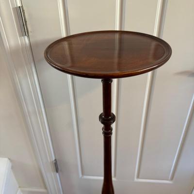 FY046 Mahogany Candlestick Stand