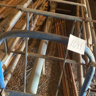 Farrowing Crate