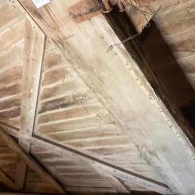 2 Vintage Barn Doors