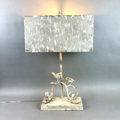 LR108 White Washed Painted Metal Bird Lamp