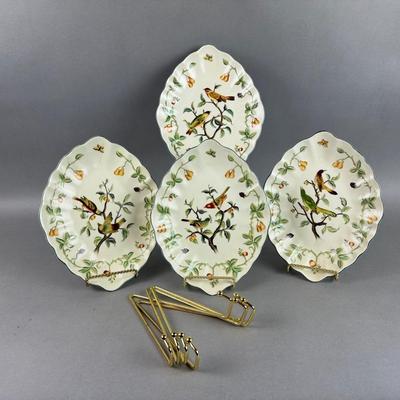 BB147 Set of 4 Bird Design Decorative Wall Plates by Andrea Sadek with Wall Hangers