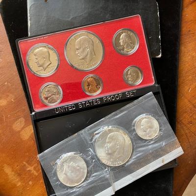 1976 Bicentennial Proof and Mint Sets