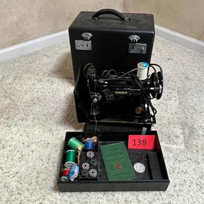 Singer Featherweight Sewing machine