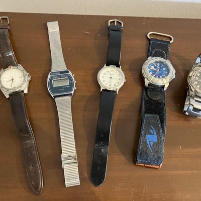Collection of 5 Vintage Watches