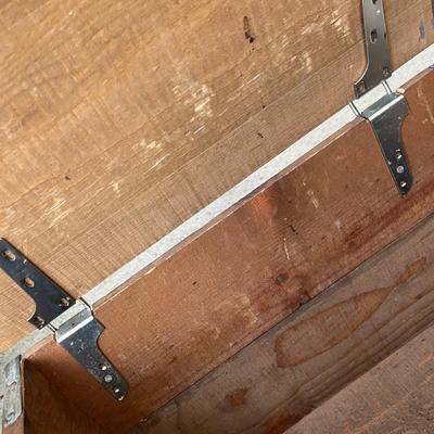 1976 Budweiser Wood Beer crate