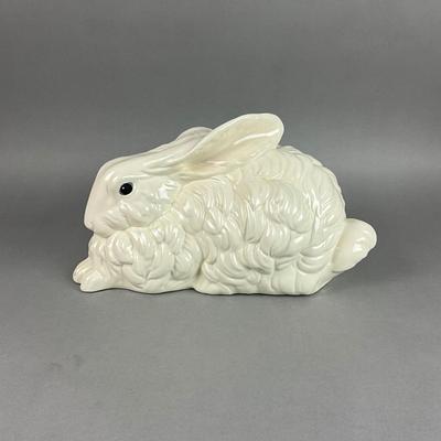 BB224 Large Ceramic White Glazed Bunny