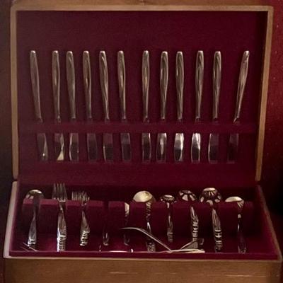 Rogers Flatware Set