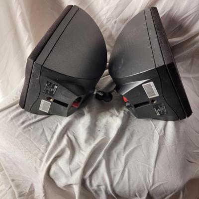 Set of JBL speakers