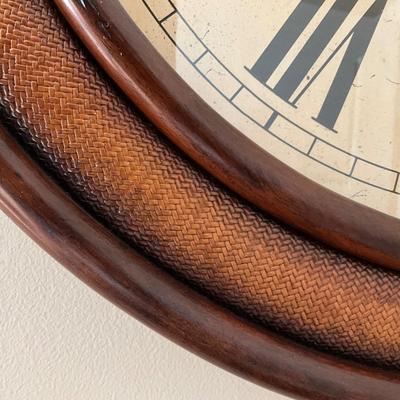 U034 Large Sligh Round Wooden Wall Clock
