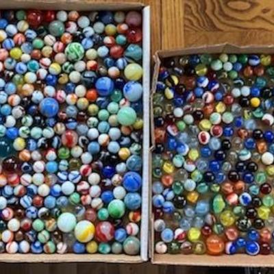 Lot Of 850 Vintage Marbles