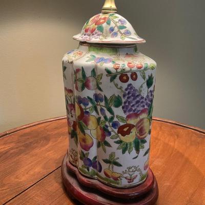 U068 Scalloped Tea Jar Pottery Botanical Lamp on Wood Pedestal